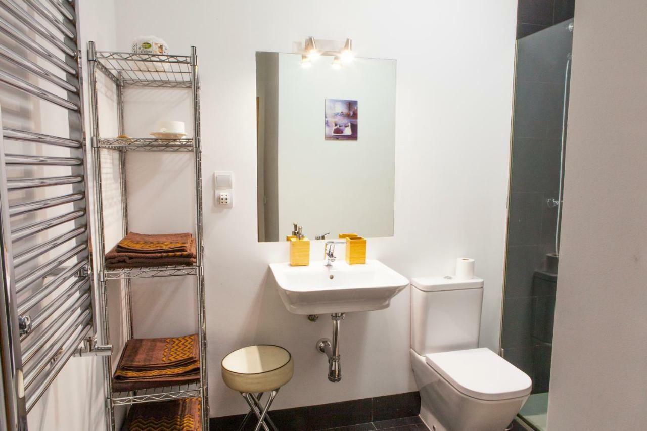 Segovia Appartement Madrid Buitenkant foto
